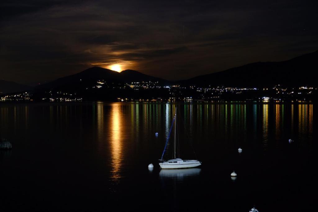Al Lago 2 Oggebbio Ngoại thất bức ảnh